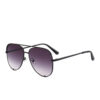 Fashionable sunglasses - Image 5