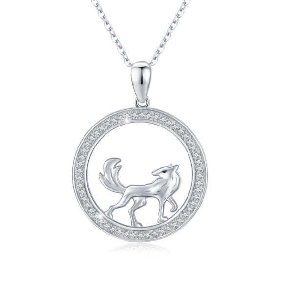 Cubic Zircon Wolf Pendant Necklace in 925 Sterling Silver